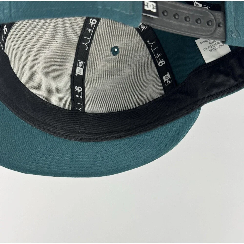 DC Shoes X New Era Snapback hat 9Fifty RARE OLDER STYLE Skating skateboard
